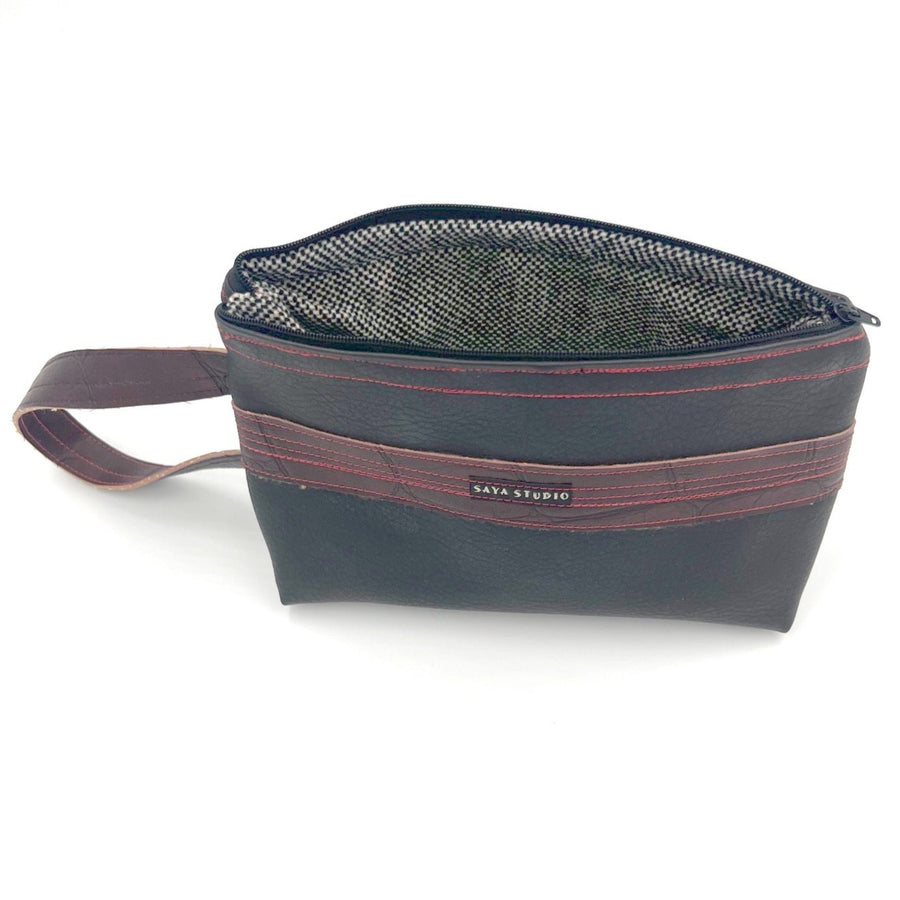 Essentials Ditty Bag - black / maroon