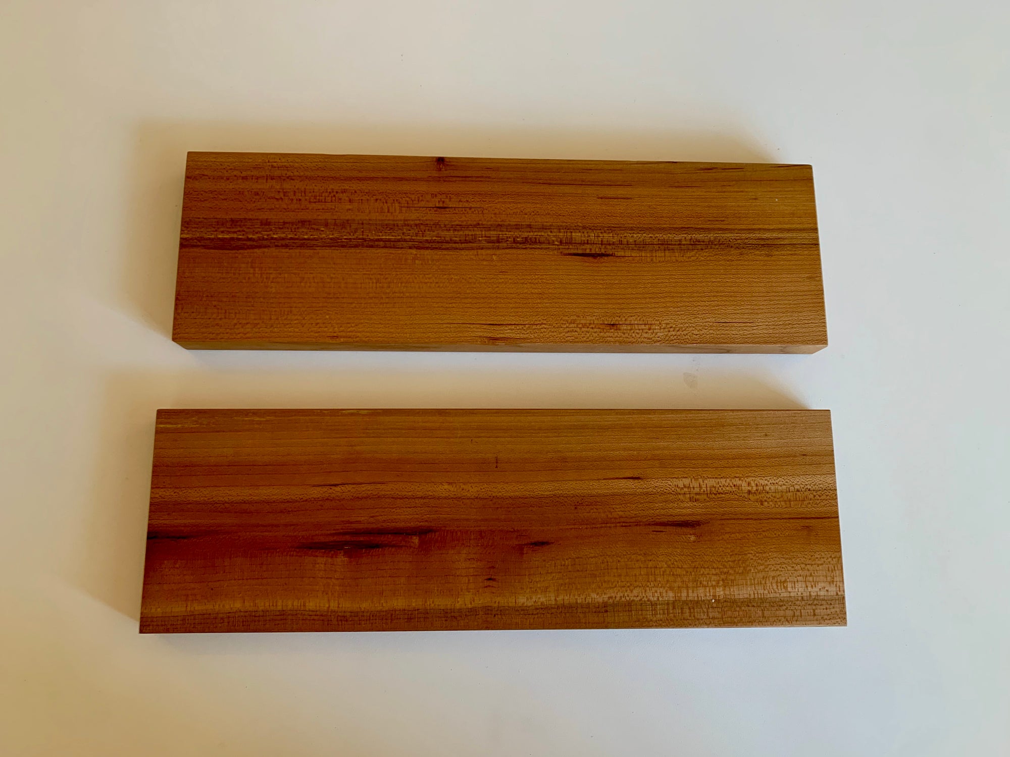 Cherry Cutting / Serving Board