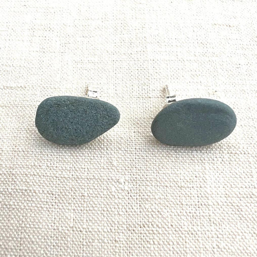 Gray Beach Stones Earrings - small I