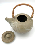 Stoneware Teapot - parchment