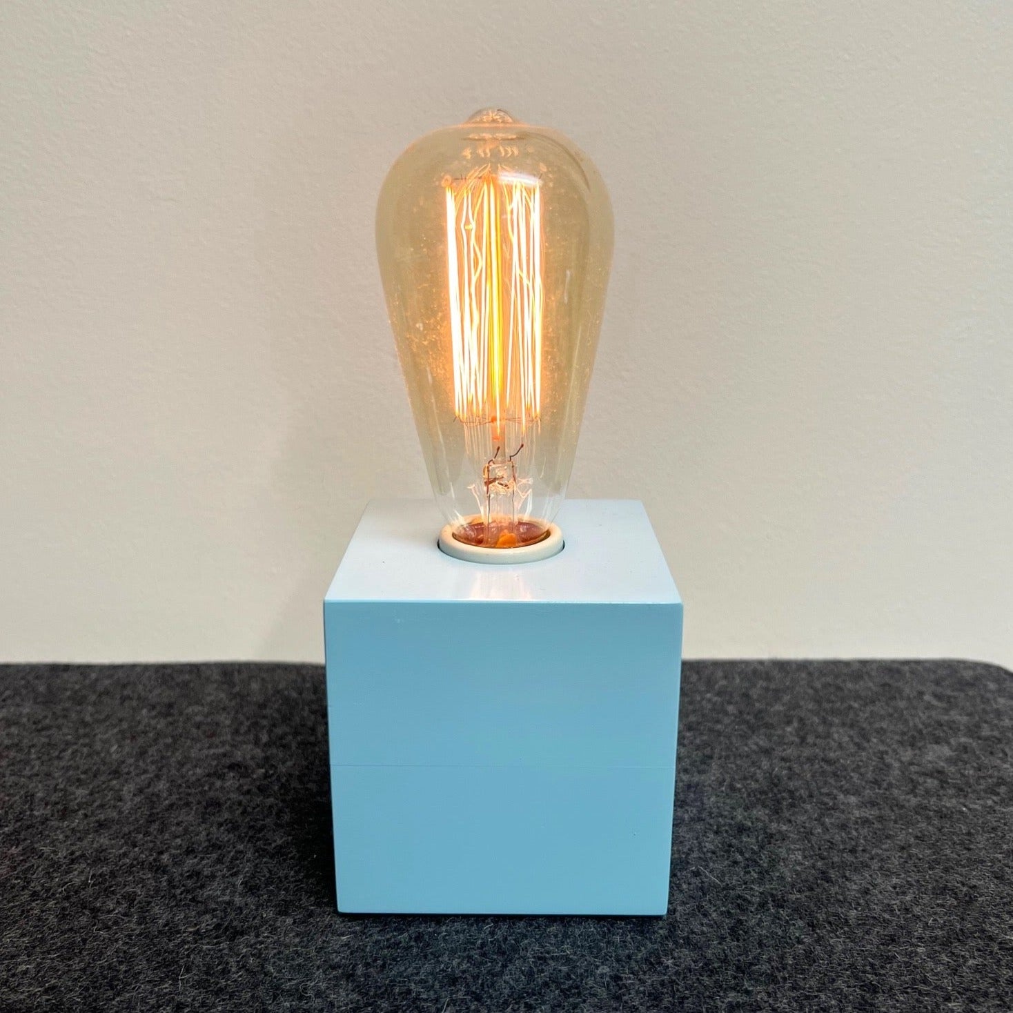 Edison Lamp Cube