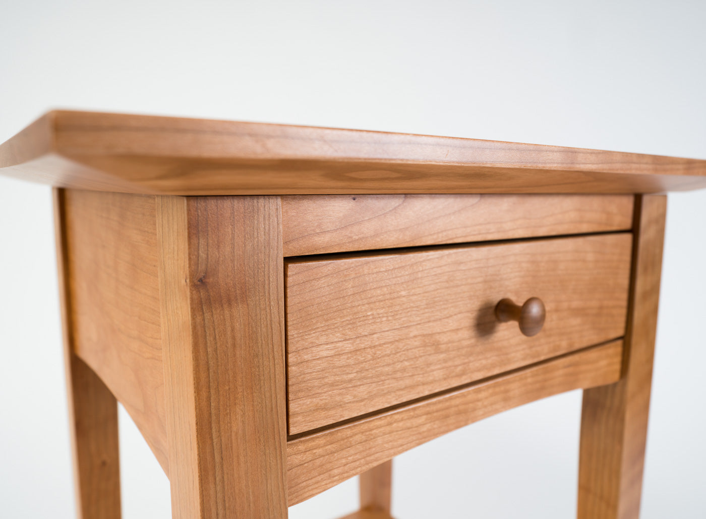 high quality side table - closed-drawer detail - shaker style - cherry wood - natural wood