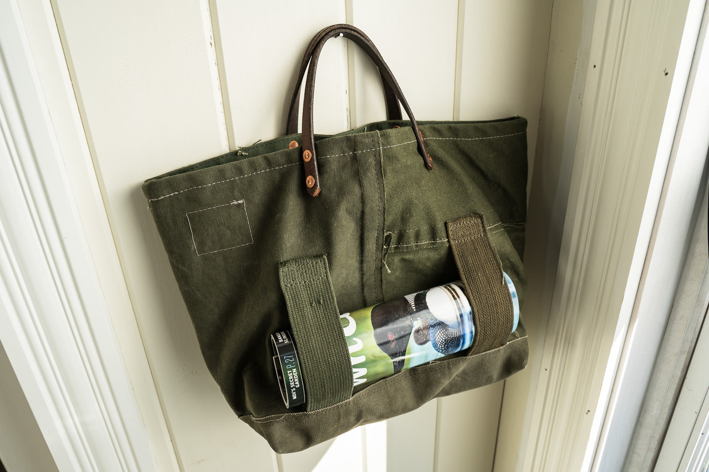 Rambler Bags - A Vintage Canvas Hand Carry Bag