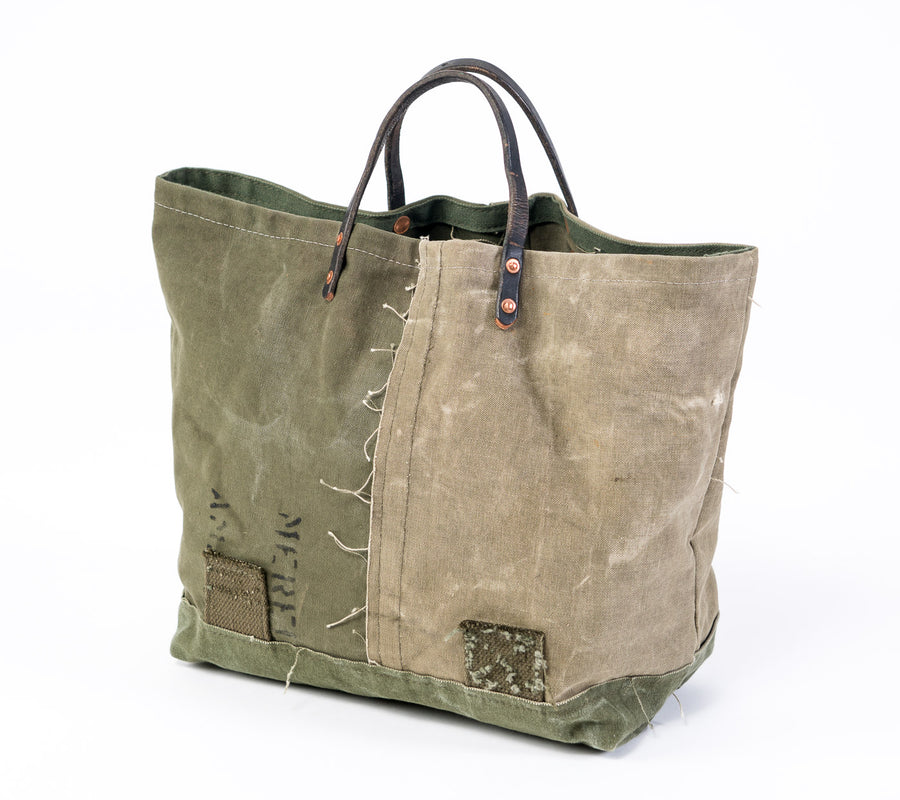 Rambler Bags - A Vintage Canvas Hand Carry Bag