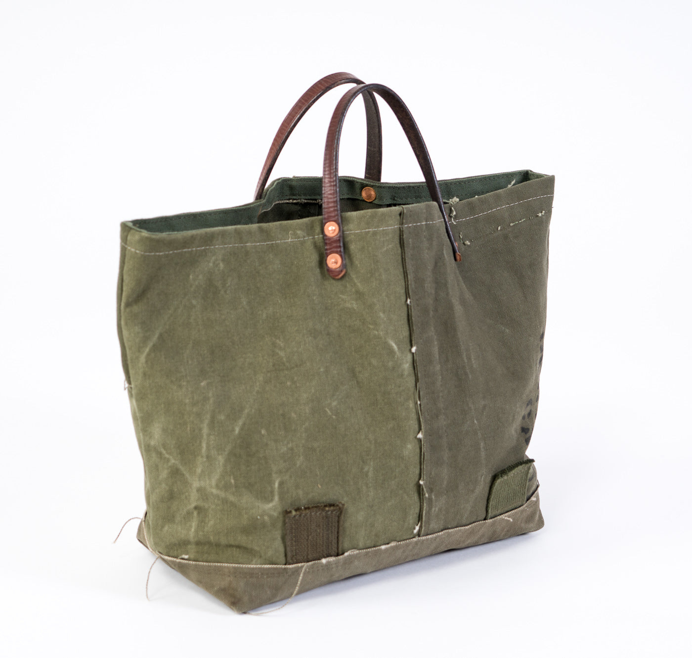 Rambler Bags - A Vintage Canvas Hand Carry Bag